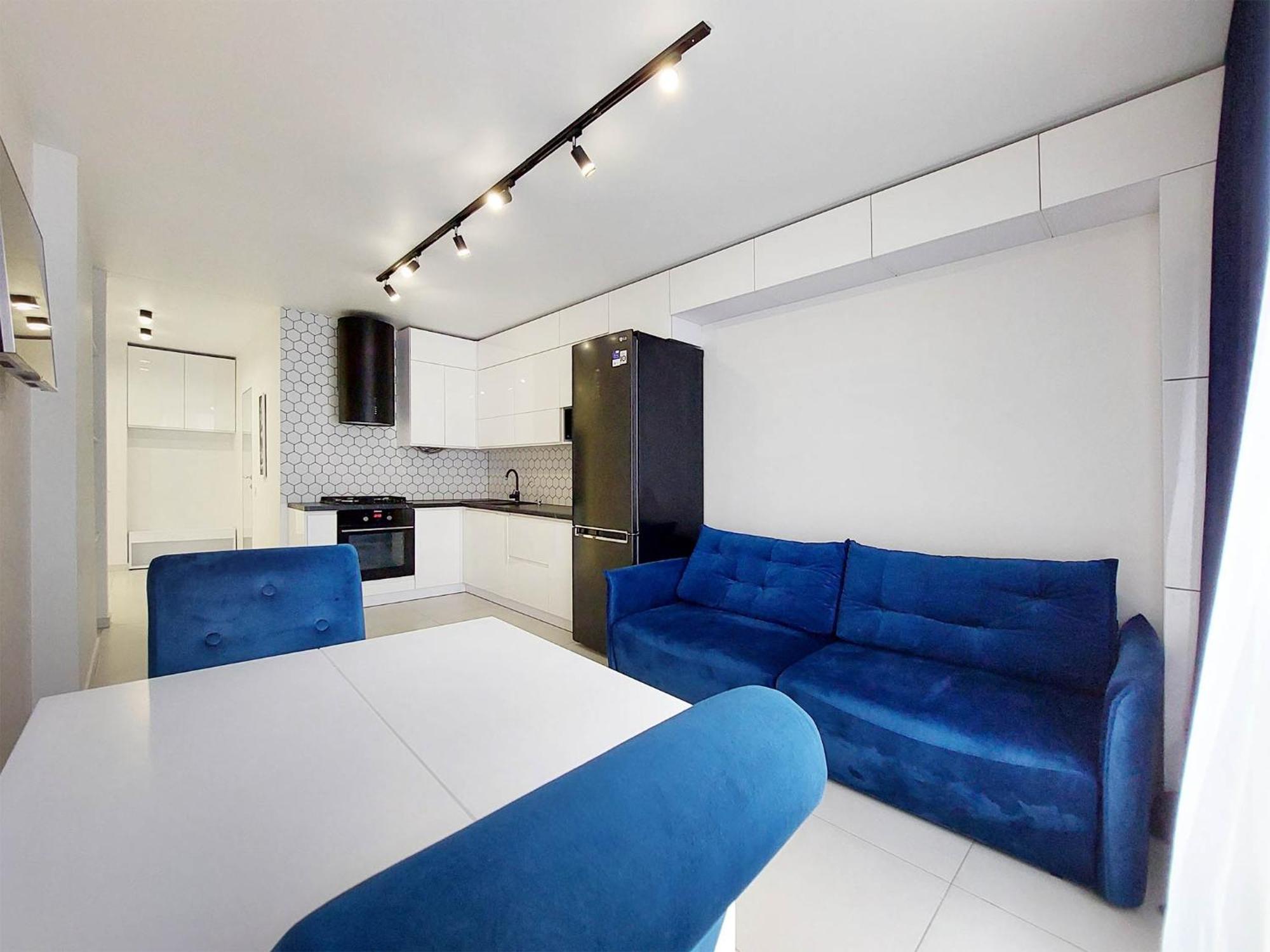 Appartement Новобудова Місто Трав, Р-Н Вікторії Гарденс à Lviv Extérieur photo